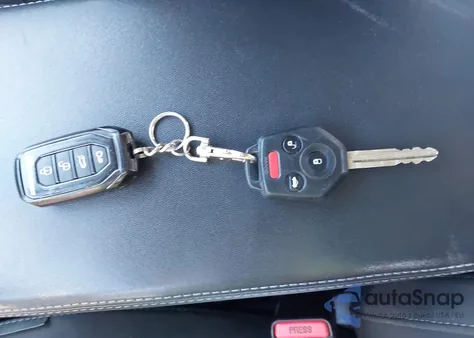 2017 Subaru Legacy 2.5I Premium z USA, uszkodzony, nr VIN 4S3BNAF65H3016488